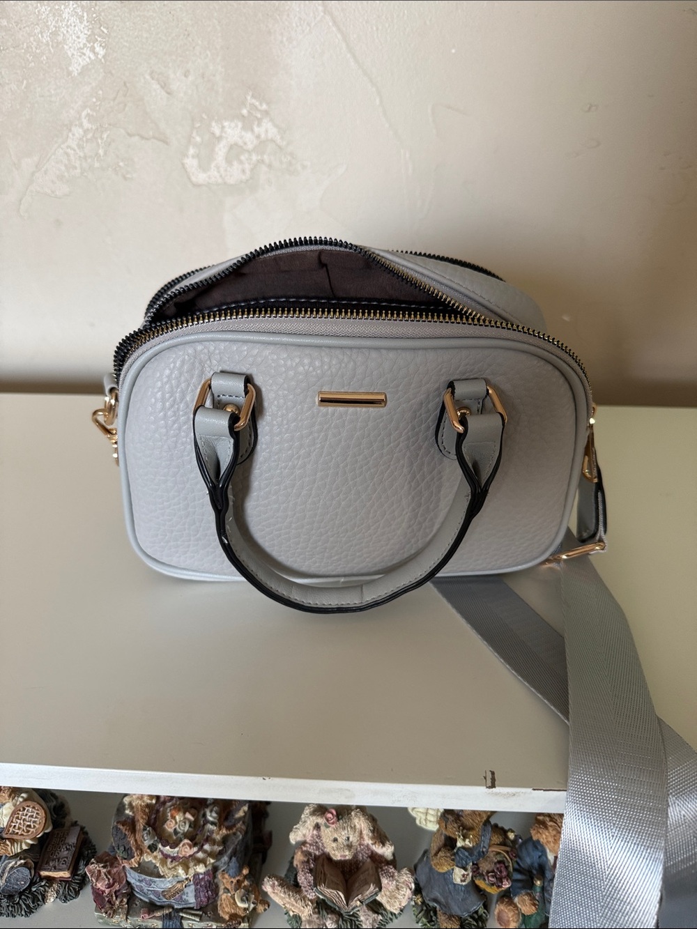 Structured Crossbody Satchel – Light Gray